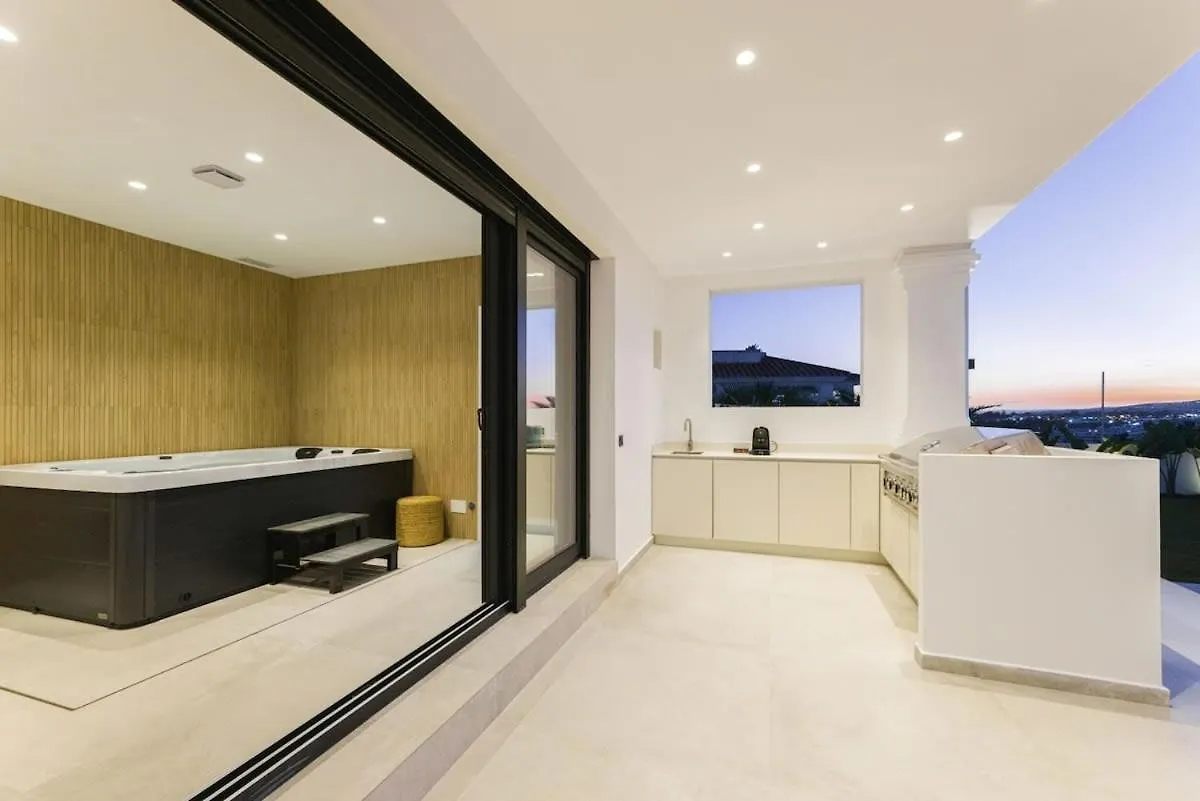 Villa Vega Luxury Living Premium Features Gym Jacuzzi Marbella