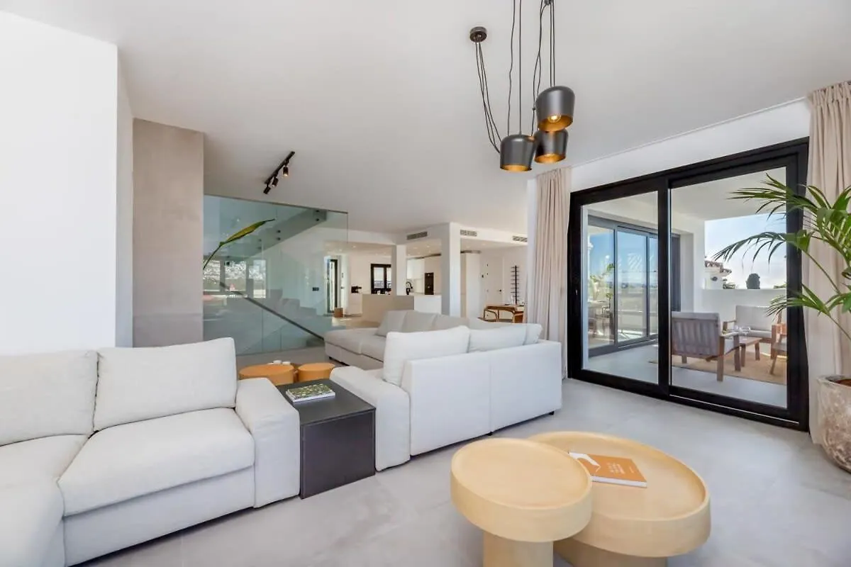 Villa Vega Luxury Living Premium Features Gym Jacuzzi Marbella