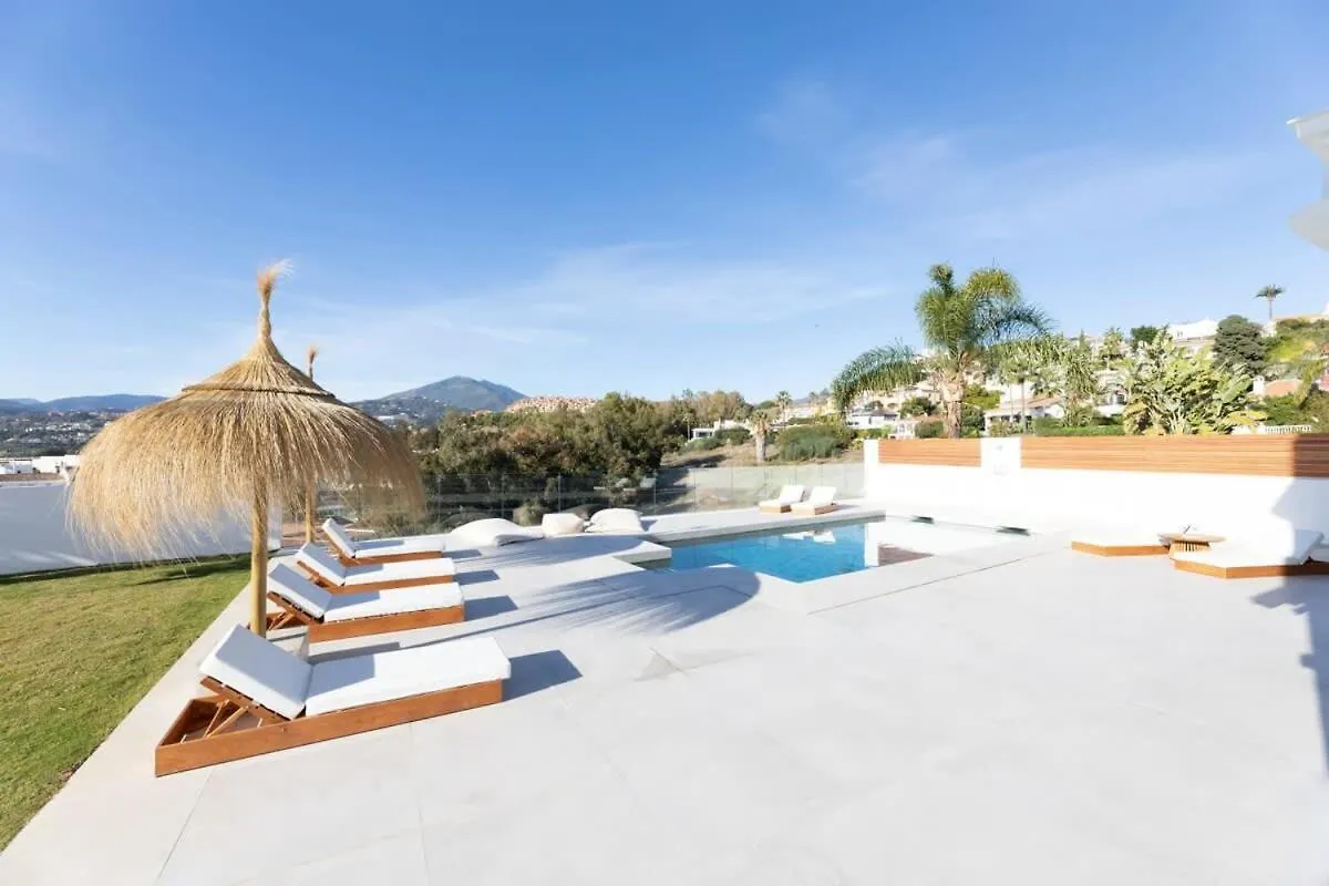 Villa Vega Luxury Living Premium Features Gym Jacuzzi Marbella