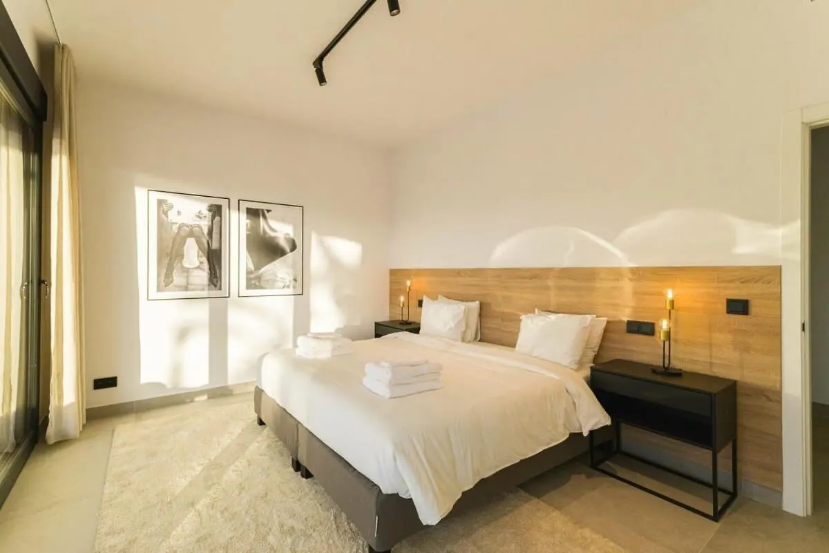 Villa Vega Luxury Living Premium Features Gym Jacuzzi Marbella
