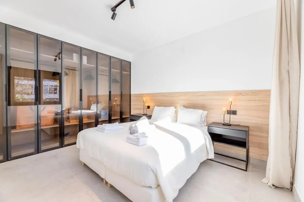 Villa Vega Luxury Living Premium Features Gym Jacuzzi Marbella