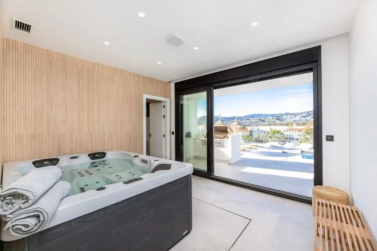 Villa Vega Luxury Living Premium Features Gym Jacuzzi Marbella