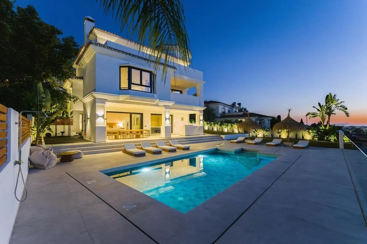 Villa Vega Luxury Living Premium Features Gym Jacuzzi Marbella