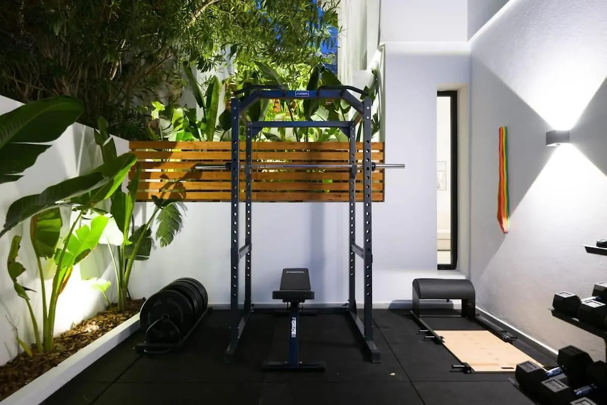 Villa Vega Luxury Living Premium Features Gym Jacuzzi Marbella