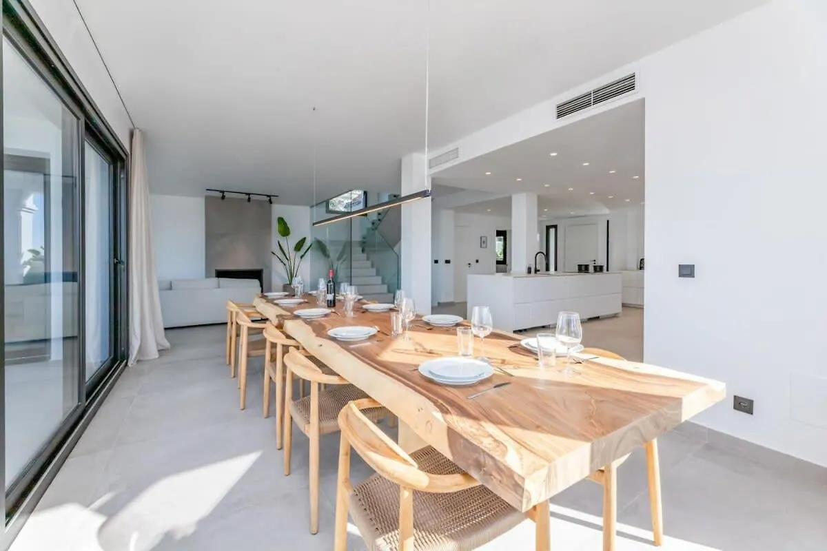 Villa Vega Luxury Living Premium Features Gym Jacuzzi Marbella